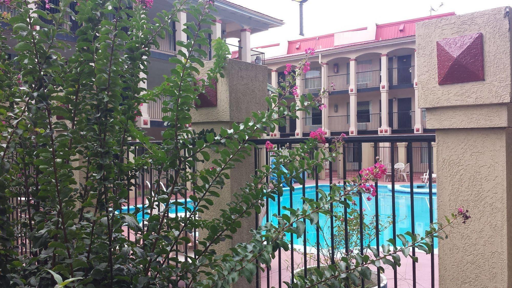 Super 8 By Wyndham College Park/Atlanta Airport West Motel Kültér fotó